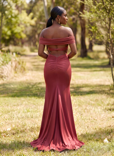 Trumpet/Mermaid Off-The-Shoulder Sleeveless Sweep Train Crepe Satin Bridesmaid Dresses With Back Hole