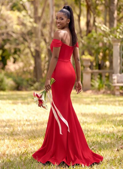 Trumpet/Mermaid Off-The-Shoulder Sleeveless Sweep Train Stretch Satin Bridesmaid Dresses With Pleats
