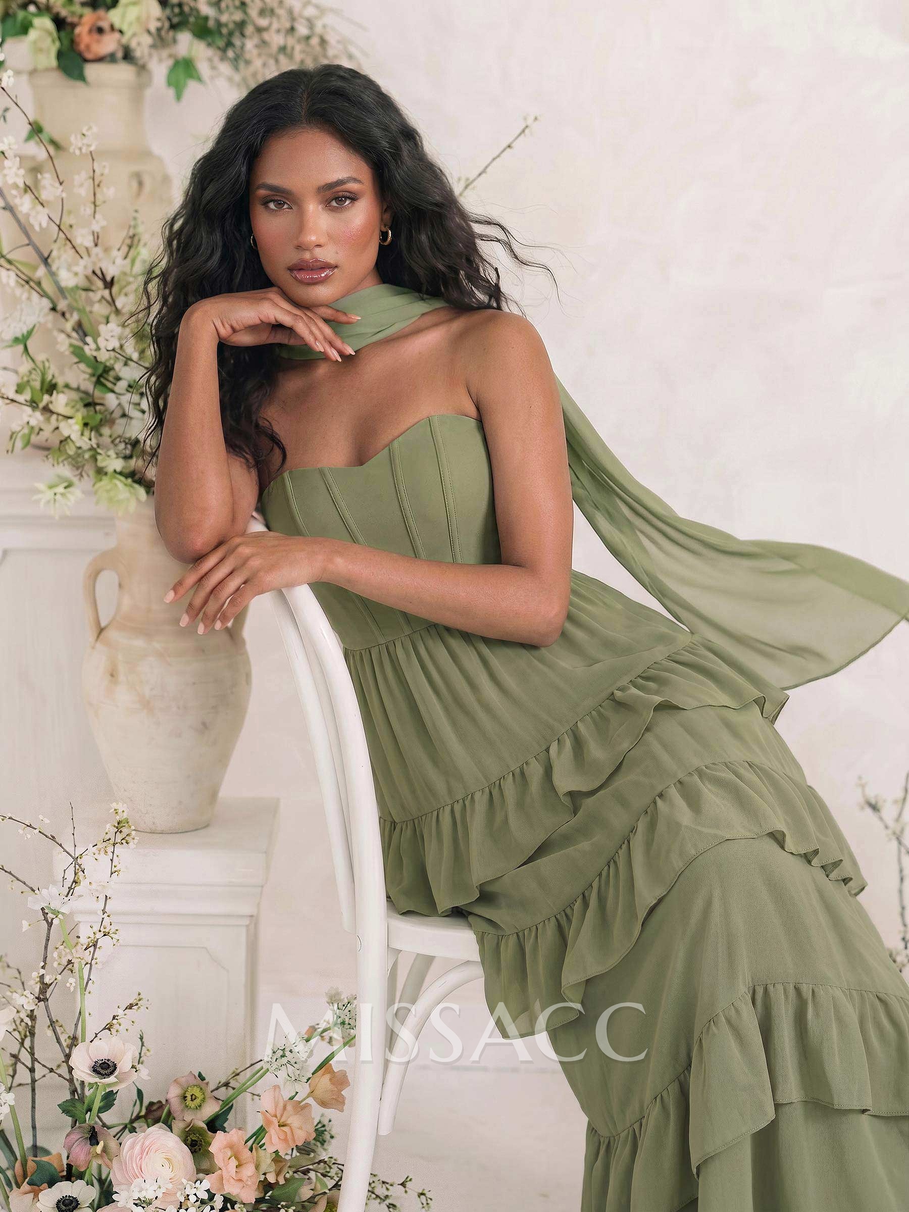 Elegant A-Line Strapless Sleeveless Floor-Length Chiffon Bridesmaid Dresses With Tiered