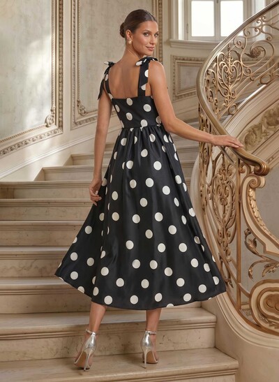 A-Line Square Neckline Sleeveless Tea-Length Satin Cocktail Dresses