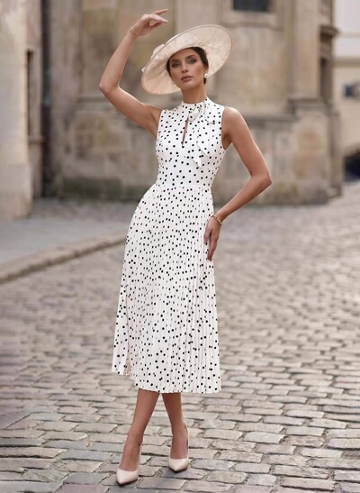 Elegant A-Line High Neck Sleeveless Tea-Length Elastic Satin Cocktail Dresses With Pleated