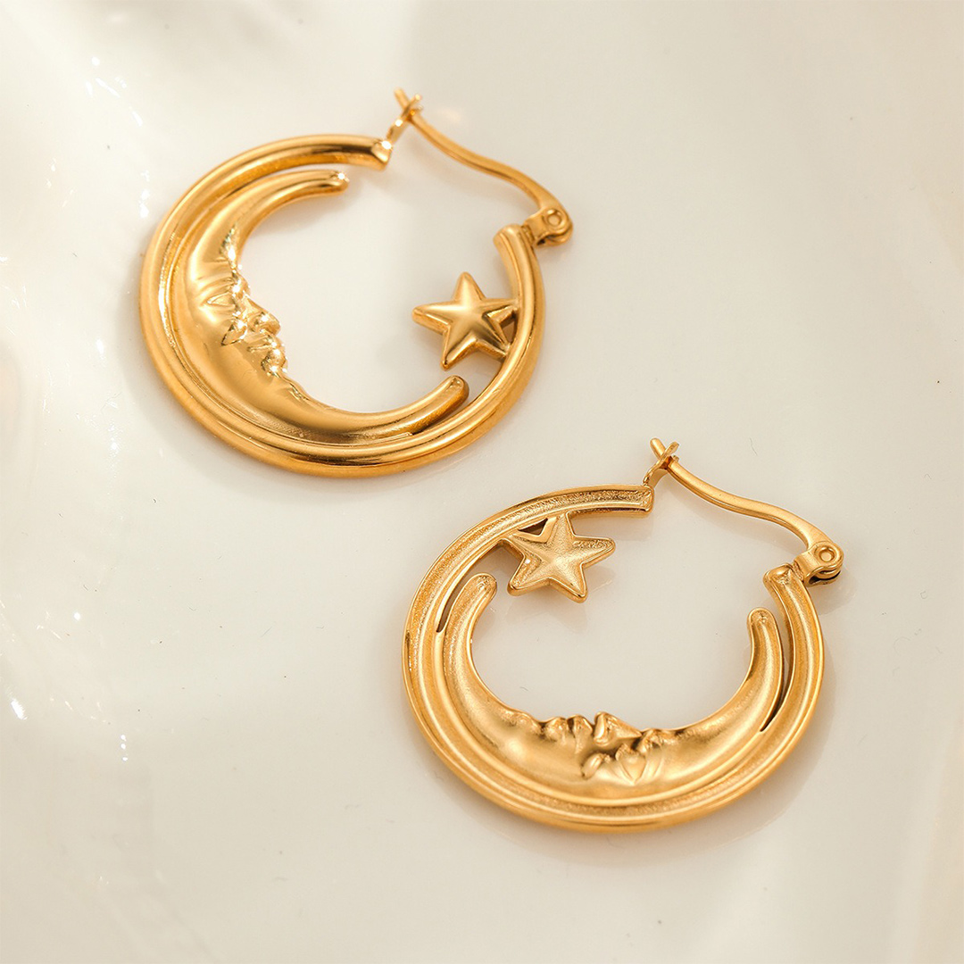 Retro Star Shaped Circular Hollow Out Hoop Earrings