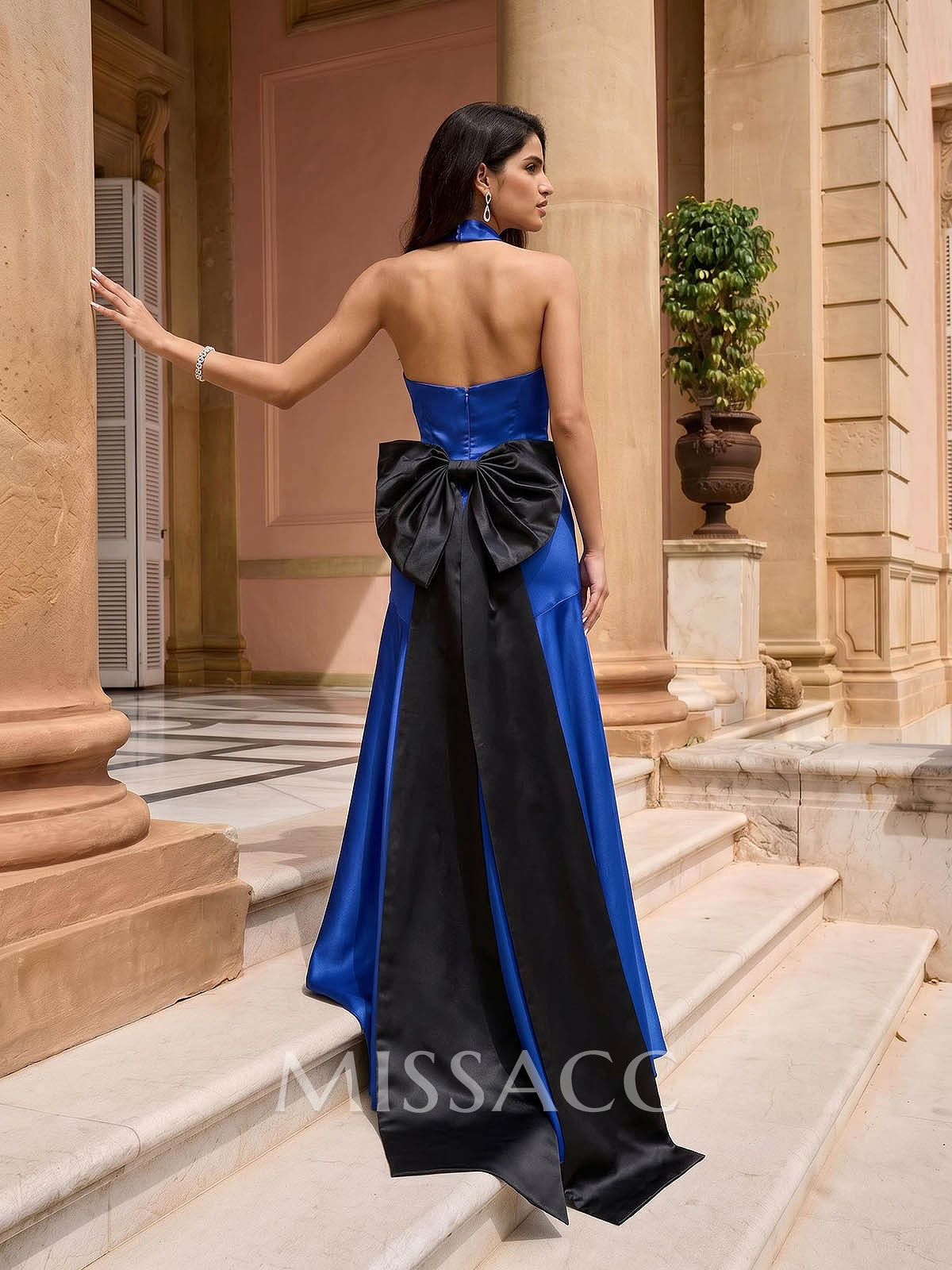 A-Line Halter Sleeveless Floor-Length Satin Evening Dresses With Bow(s)