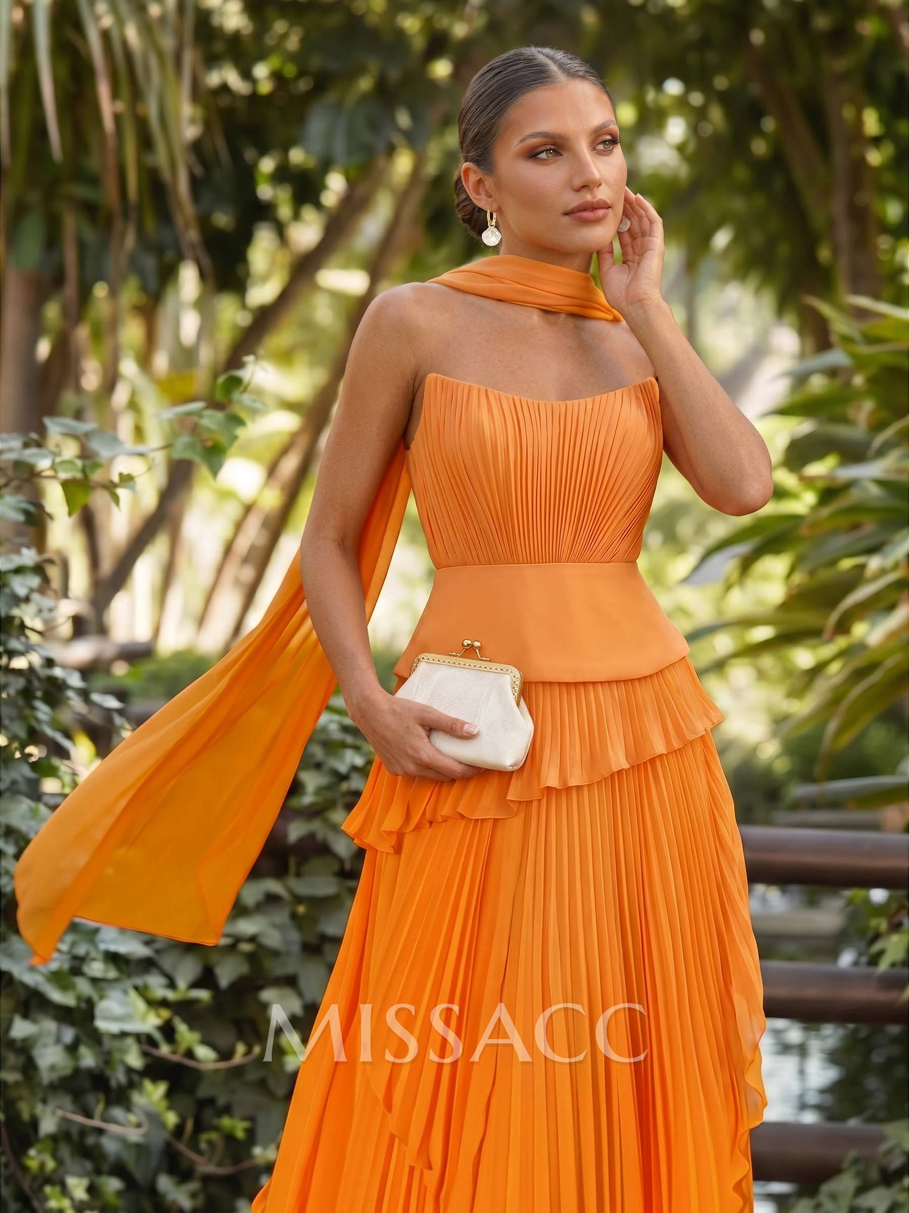 A-Line Scoop Neck Sleeveless Floor-Length Chiffon Evening Dresses With Pleated A-Line Scoop Neck Sleeveless Floor-Length Chiffon Evening Dresses With Pleated