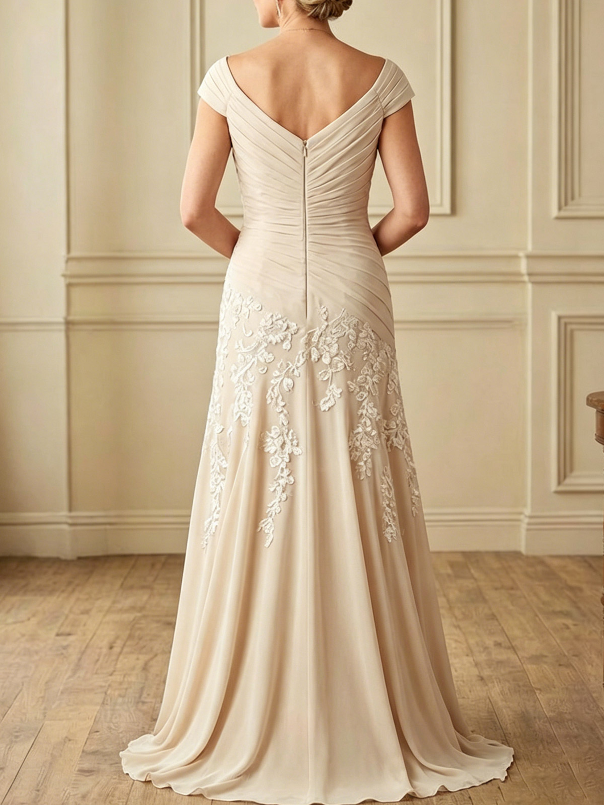 Sheath/Column Sweetheart Sleeveless Sweep Train Chiffon Evening Dresses With Pleated/Appliques Lace