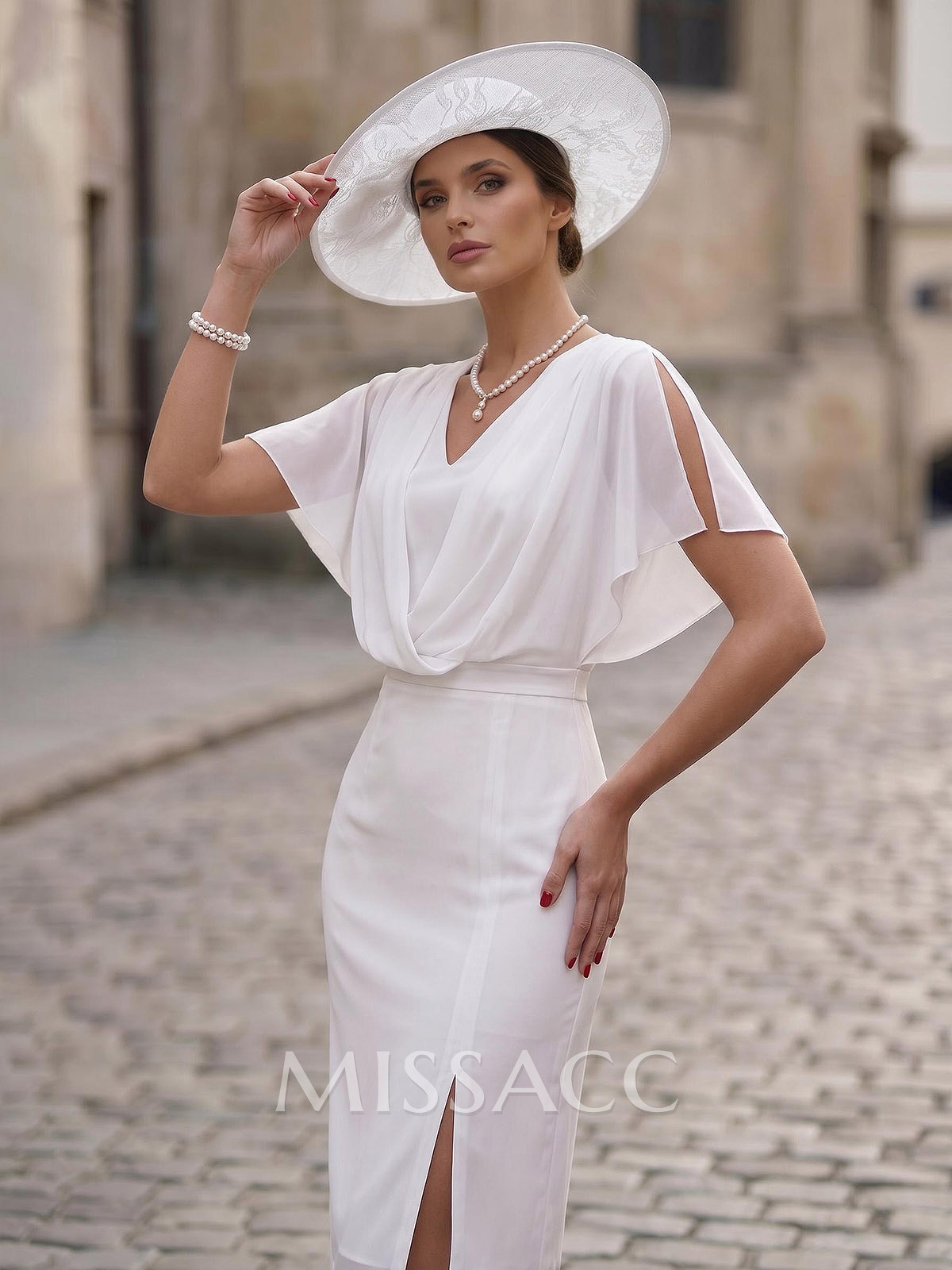 Sheath/Column V-Neck Cape Sleeves Knee-Length Chiffon Mother Of The Bride Dresses With Split Front