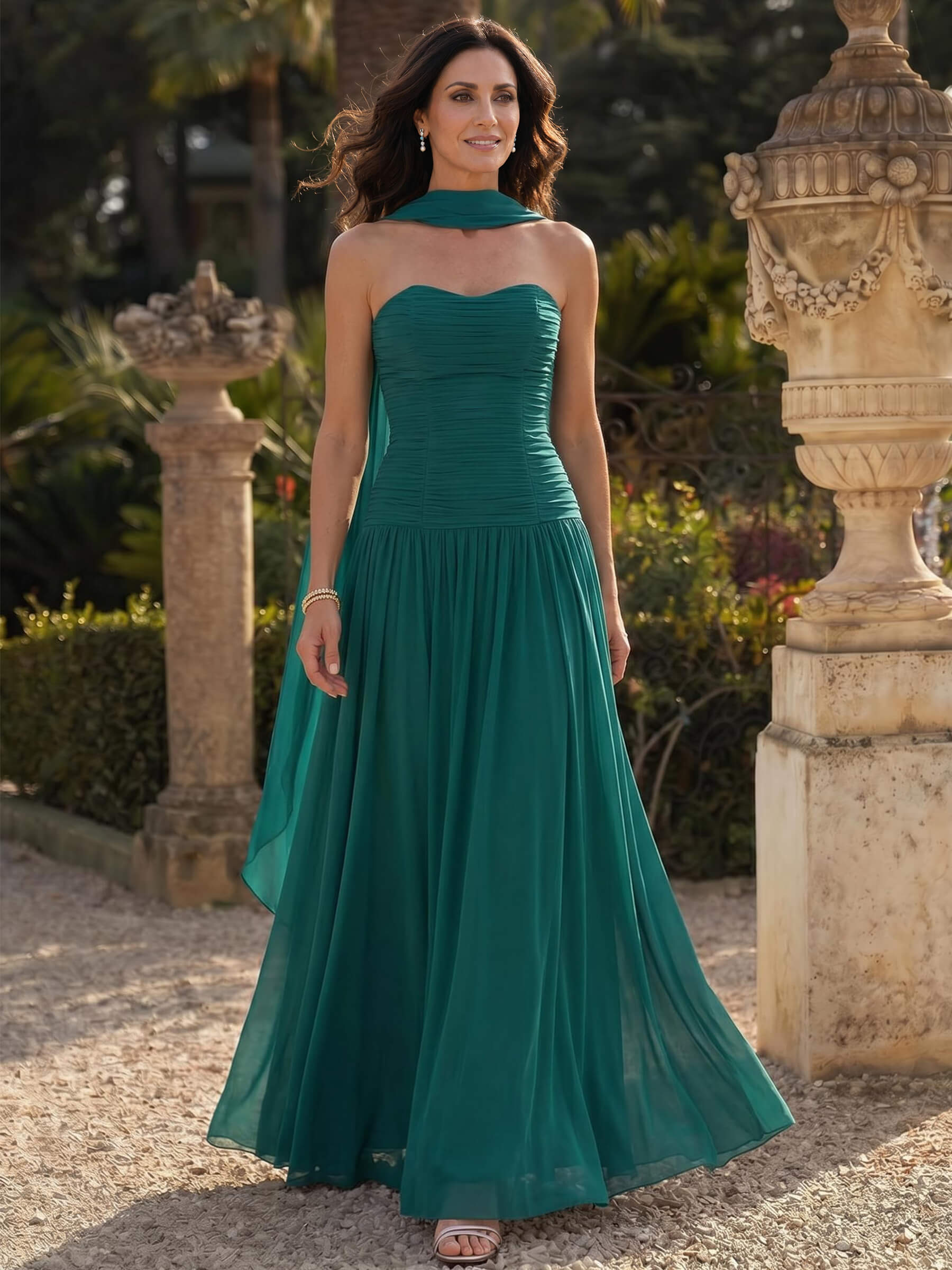 A-Linien-Kleid Aus Chiffon Mit Herzförmigem Herzausschnitt, Ärmellos Und Mit Schleppe – Das Perfekte Kleid Für Die Mutter Der Braut