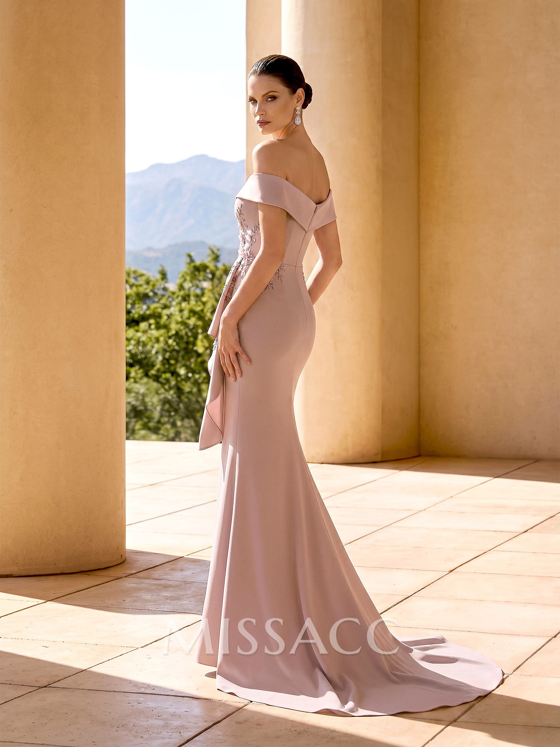 Trumpet/Mermaid Off-The-Shoulder Sleeveless Court Train Mother Of The Bride Dresses With Cascading Ruffles/Appliques Lace/Flower(s)
