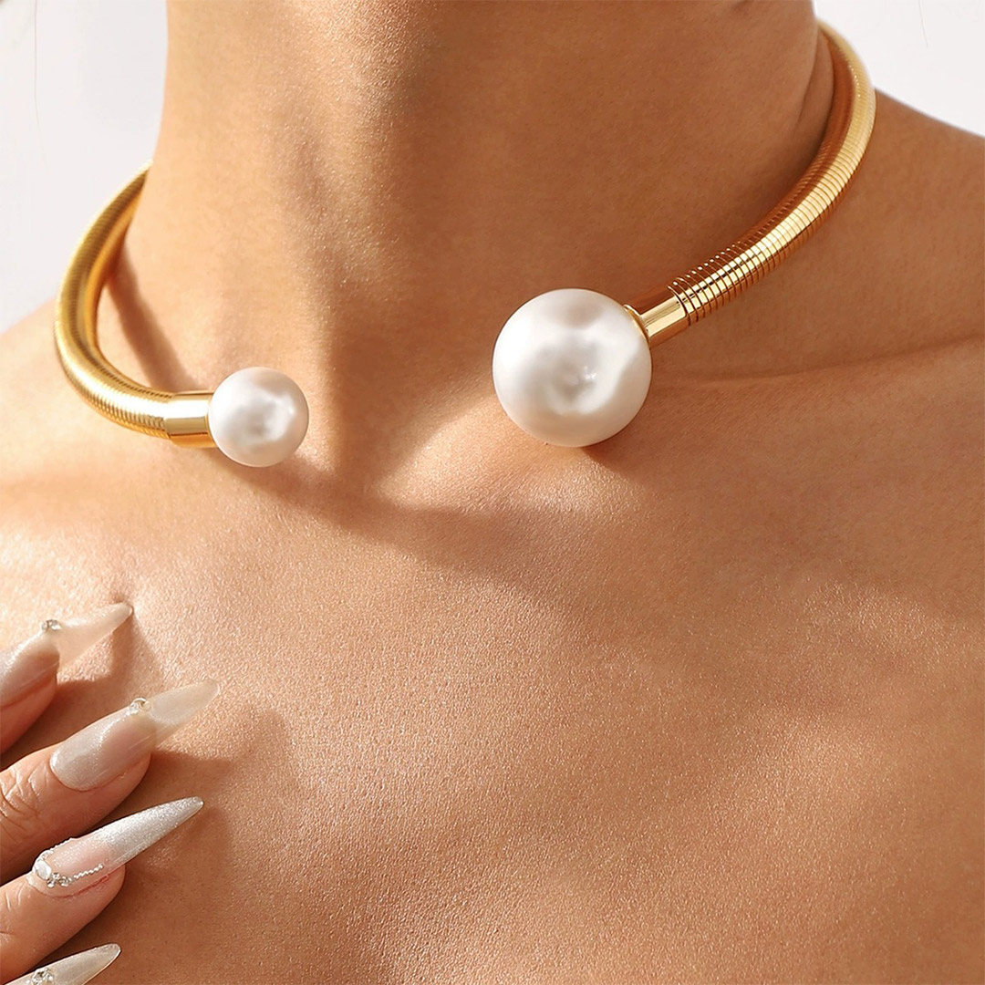 Classic Elegant Pearl Collar Necklaces