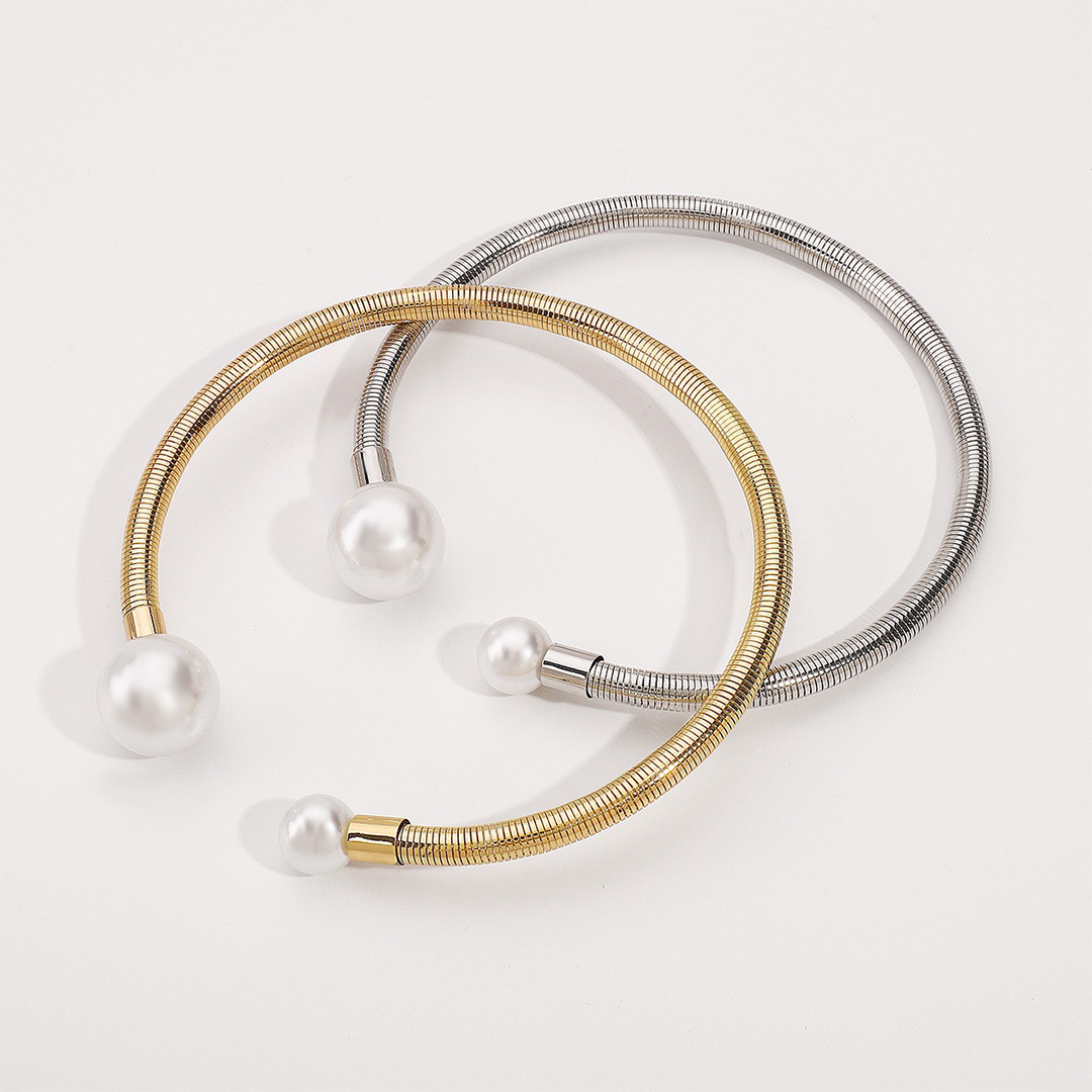 Classic Elegant Pearl Collar Necklaces