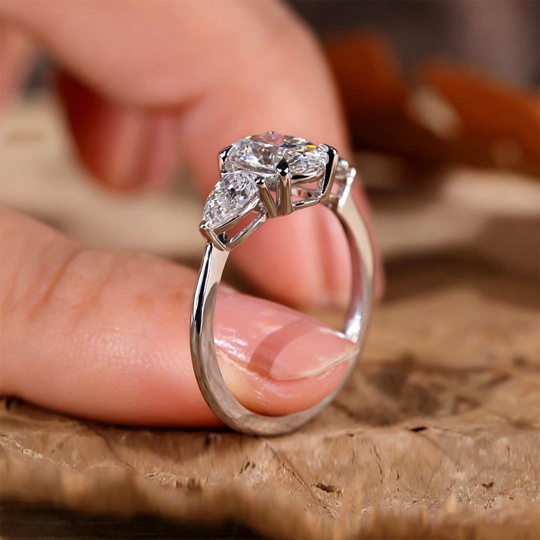 3.16CT 6*8mm Oval Cut Moissanite Engagement Rings In Sterling Silver