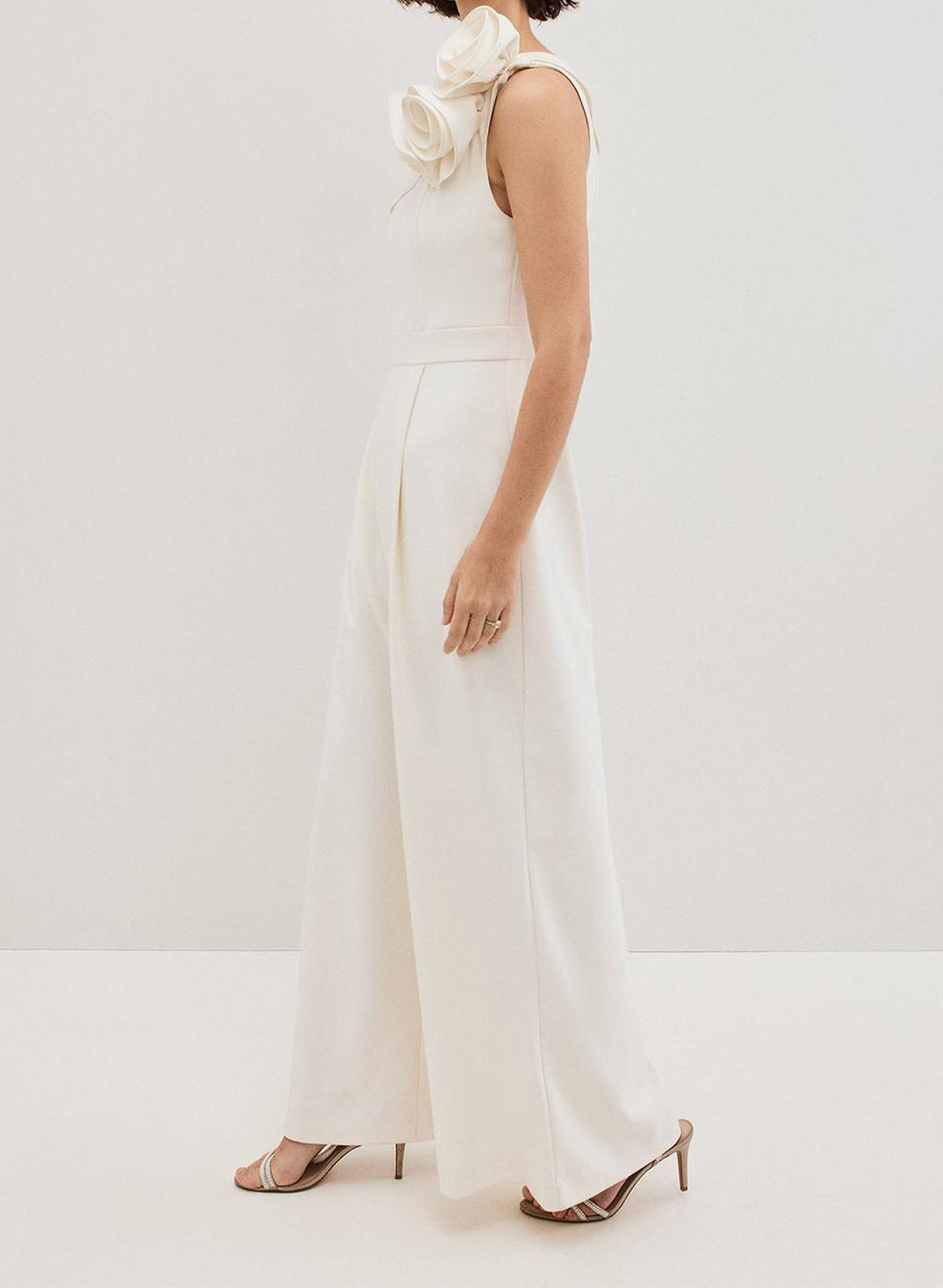 Jumpsuit/Pantsuit One-Shoulder Sleeveless Floor-Length Elastic Satin Wedding Dresses With Flower(s)