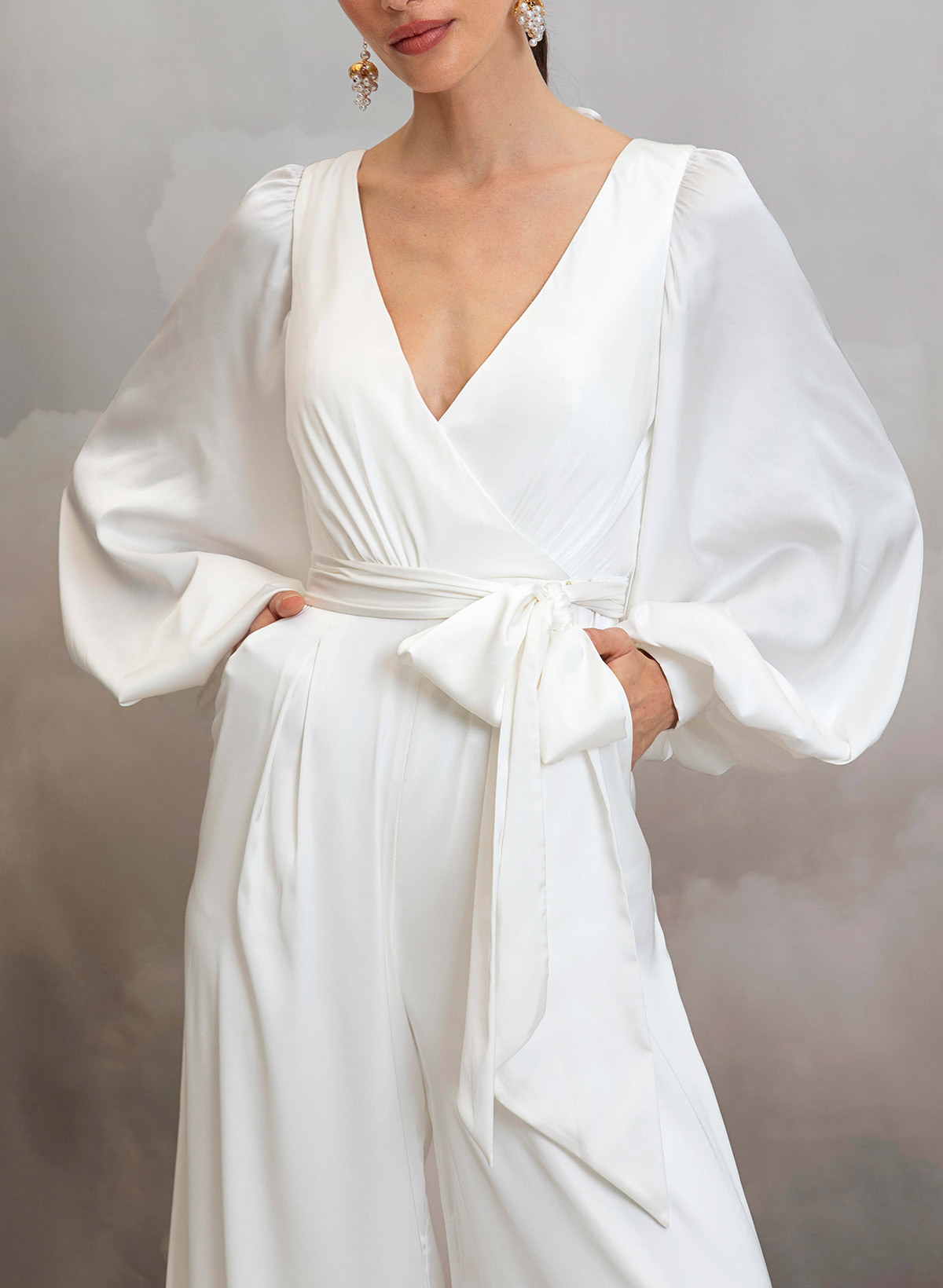 Jumpsuit/Pantsuit V-Neck Long Sleeves Ankle-Length Stretch Satin Wedding Dresses