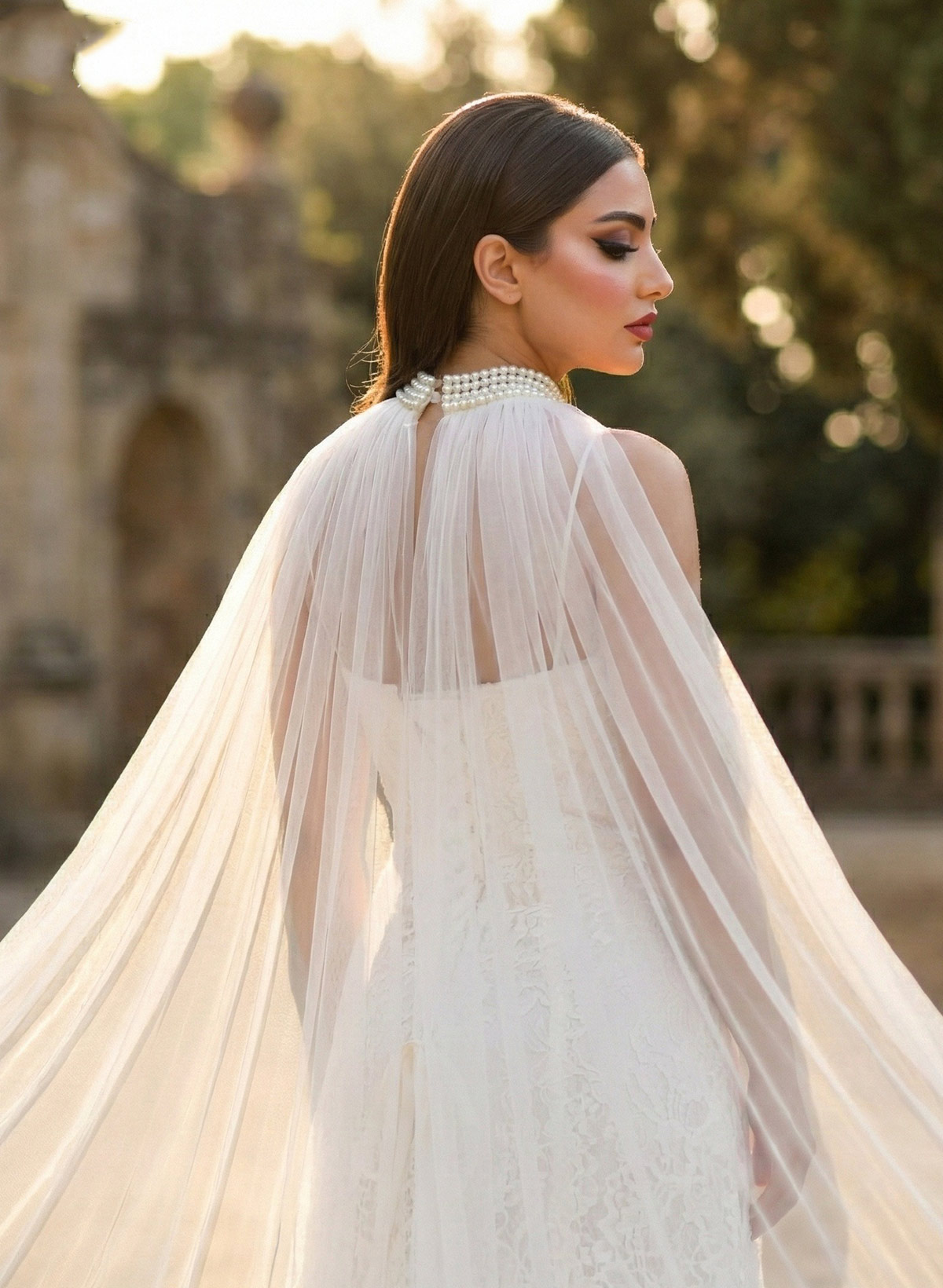 Clasp Tulle Cape Shawl For Occasion Evening