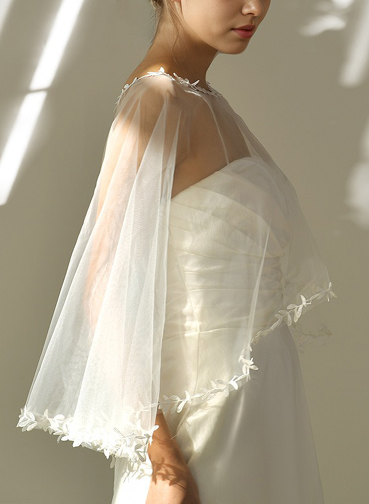 Pullover Tulle Shawl With Lace