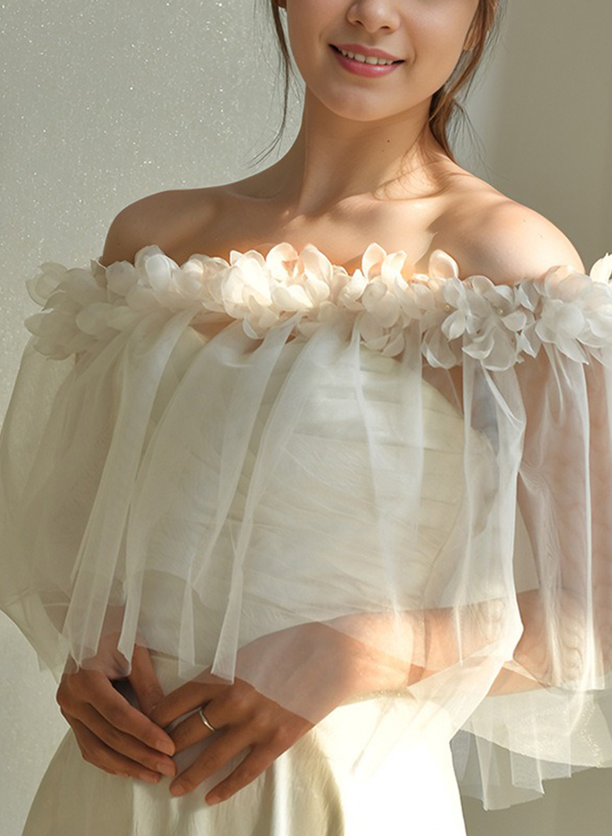 Pullover Tulle Shawl With Flower