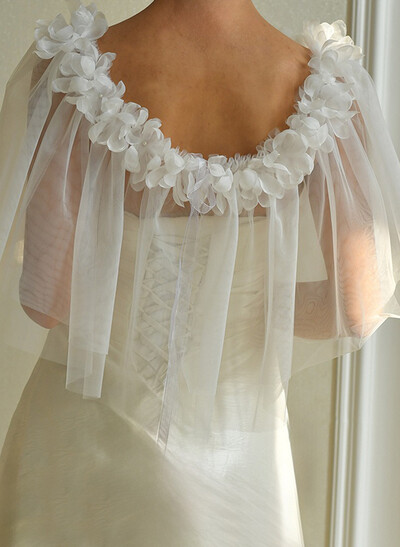 Pullover Tulle Shawl With Flower