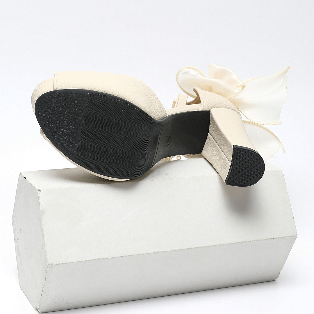 Chunky Heel Leatherette Peep Toe Wedding Shoes With Bowknot