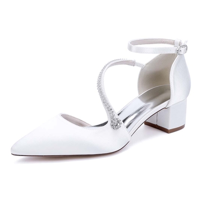 Low Heel Silk Like Satin Closed Toe Wedding Shoes With Rhinestone