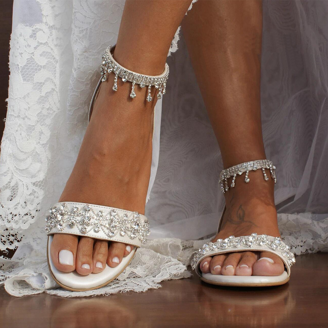 Flat Heel PU Leather Open Toe Wedding Shoes With Rhinestone