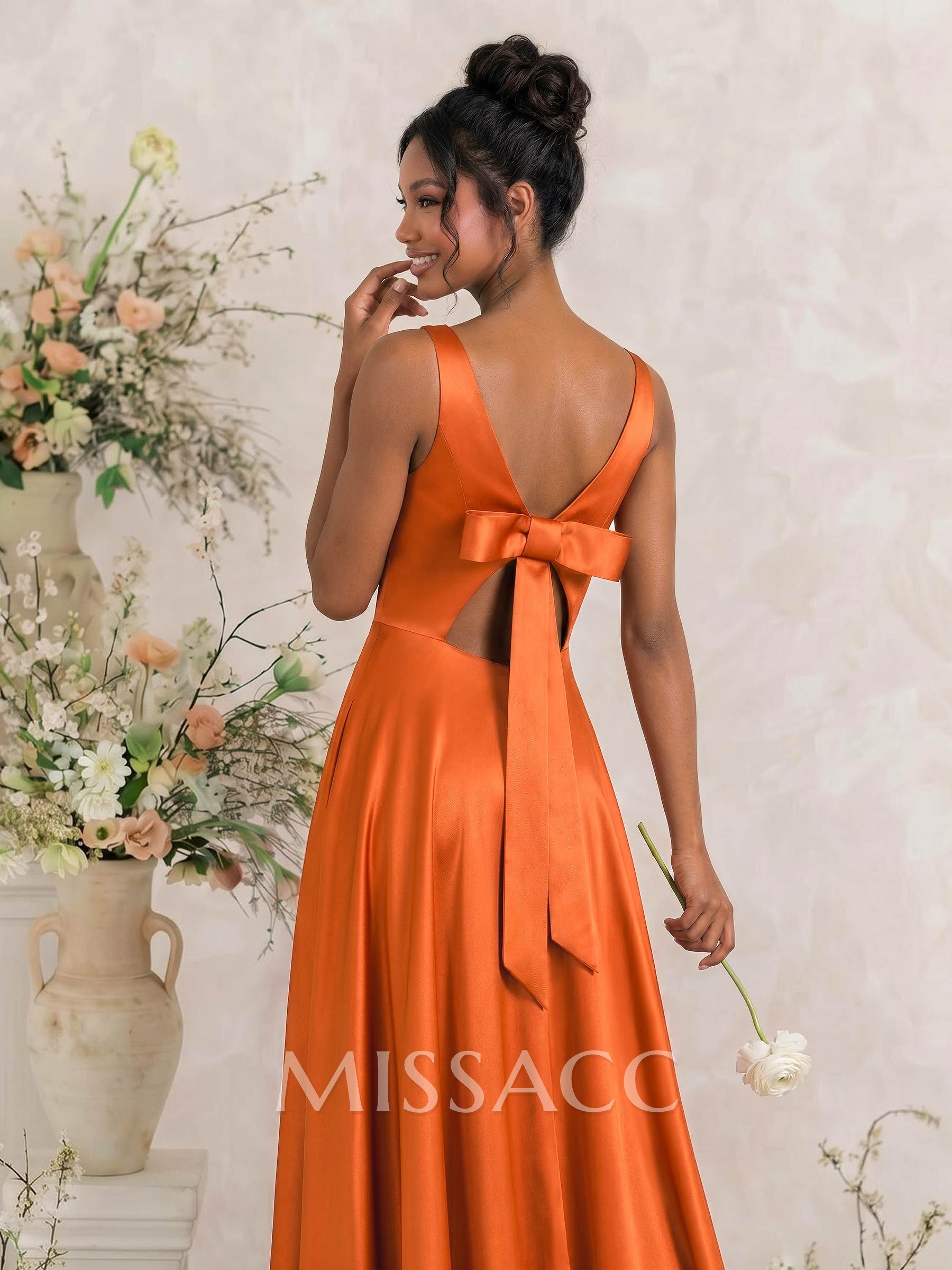 A-Line Square Neckline Sleeveless Floor-Length Satin Bridesmaid Dresses With Bow