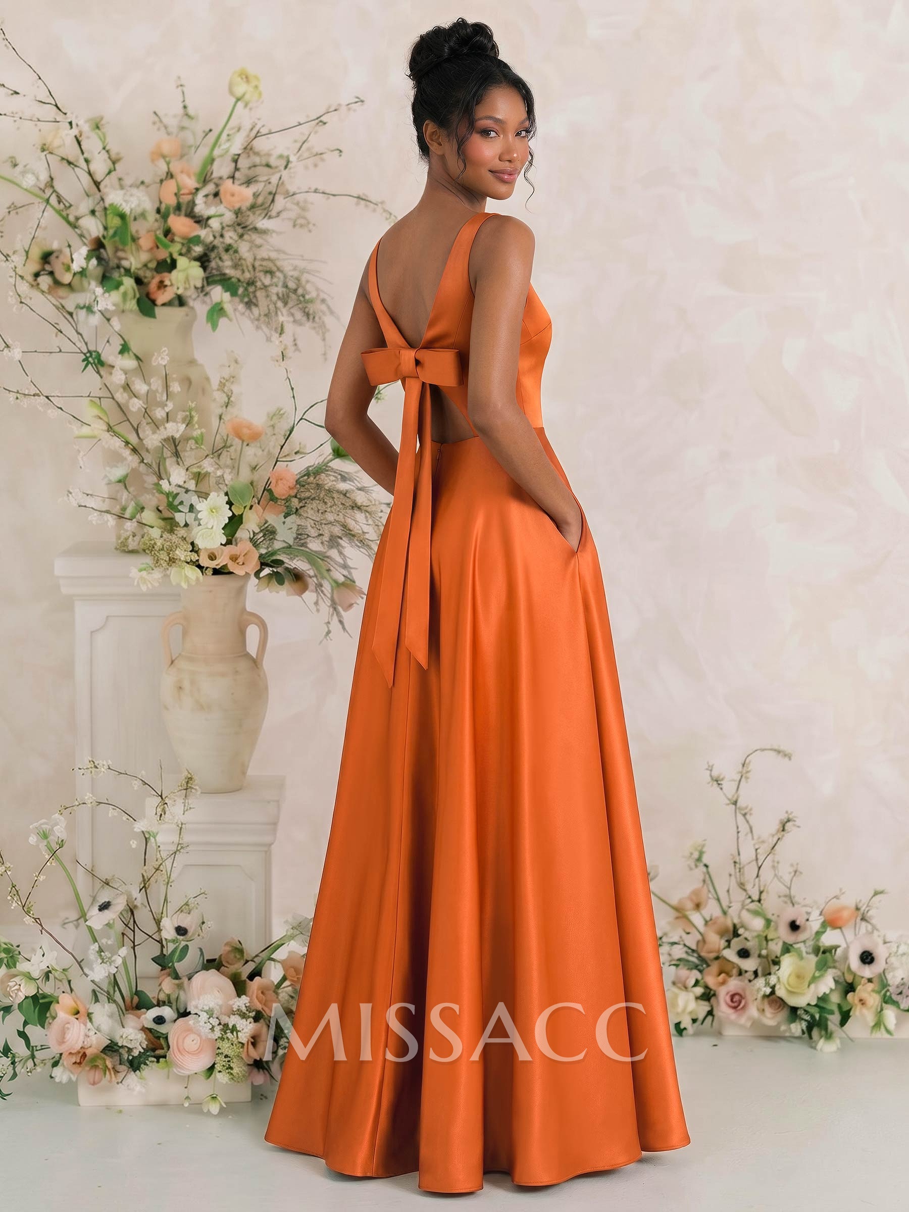 A-Line Square Neckline Sleeveless Floor-Length Satin Bridesmaid Dresses With Bow