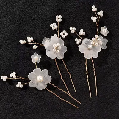 Pearl/Floral Hairpin Bridal Headpiece