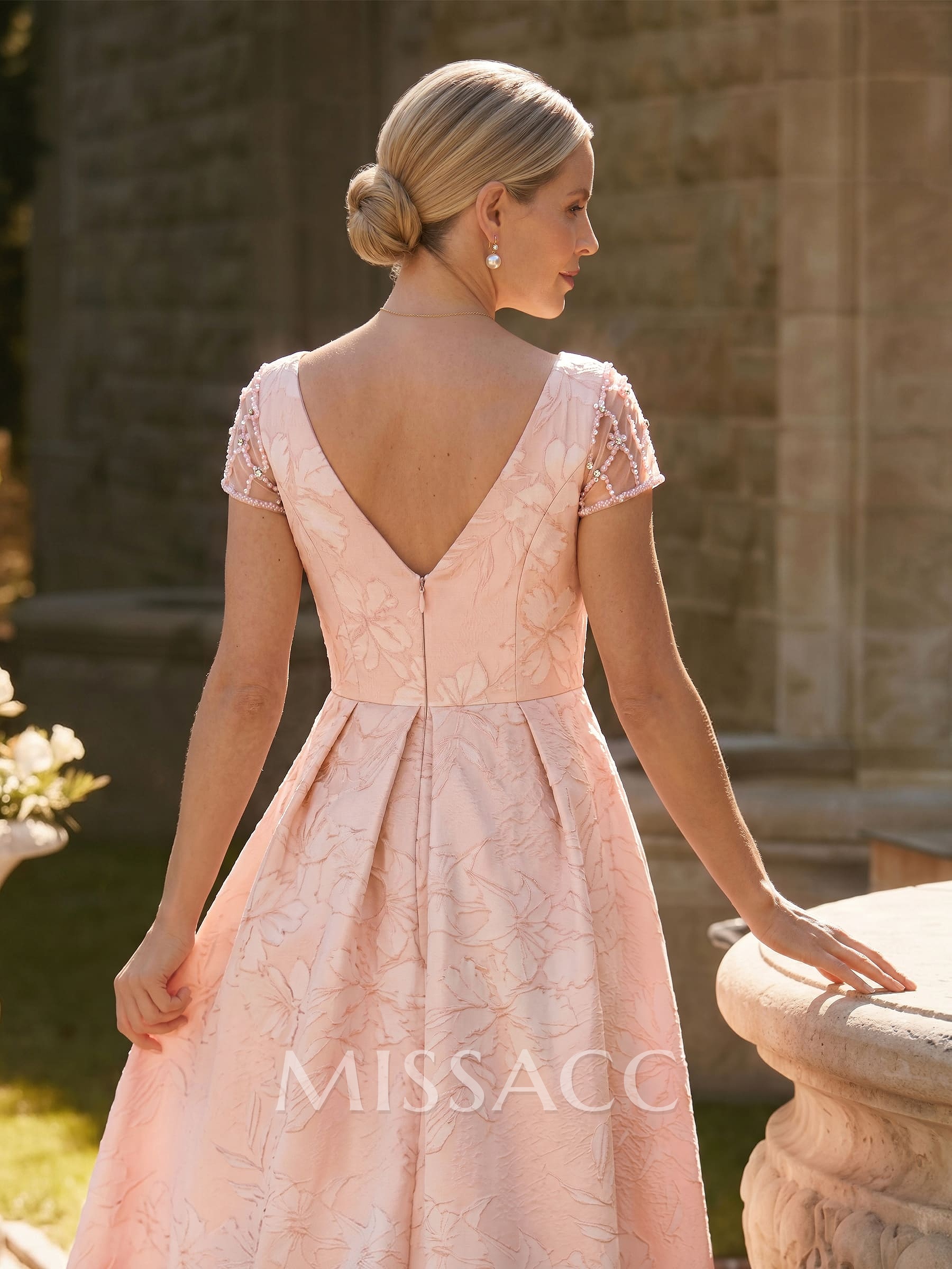 A-Line V-Neck Short Sleeves Floor-Length Jacquard Mother Of The Bride Dresses With Beading/Rhinestone