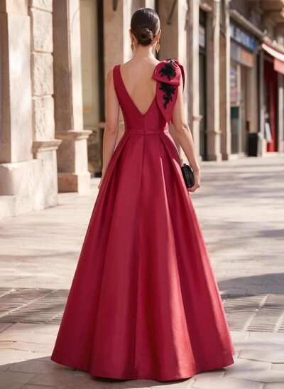 Ball-Gown Plunge Neck Sleeveless Court Train Twill Satin Mother Of The Bride Dresses With Bow(s)