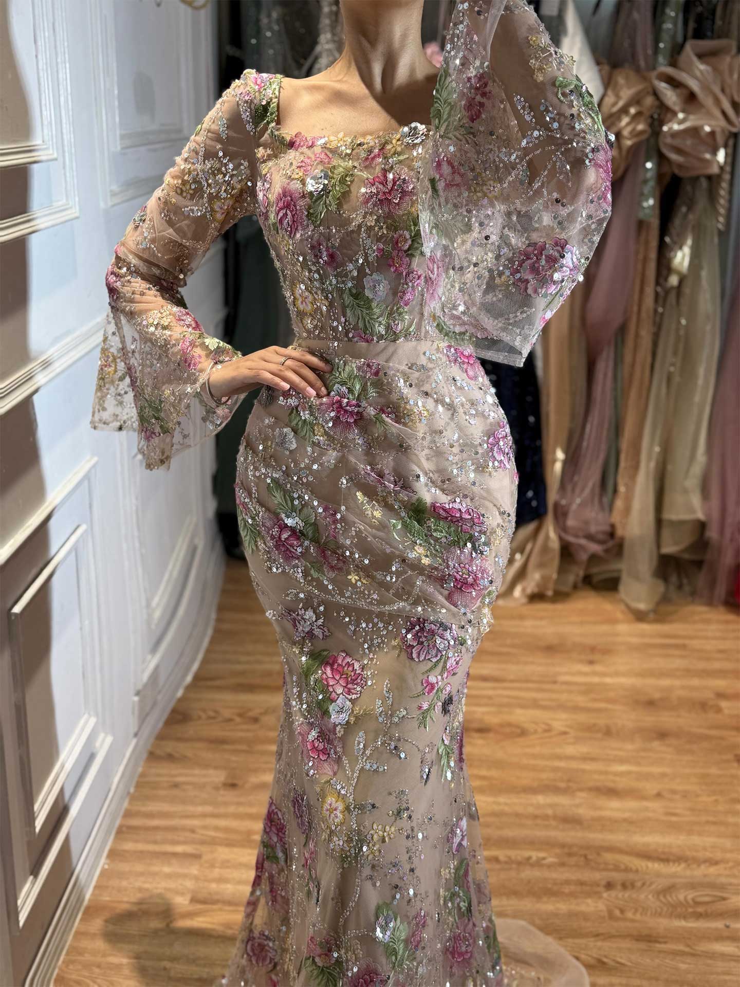Trumpet/Mermaid Square Neckline Long Sleeves Sweep Train Lace/Tulle/Sequined Evening Dresses