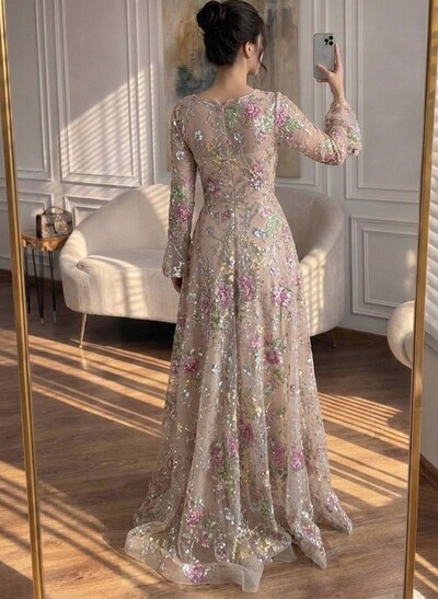 A-Line Square Neckline Long Sleeves Sweep Train Lace/Tulle/Sequined Evening Dresses