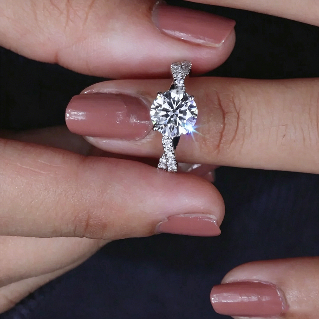 4CT 8*8mm Round Cut Moissanite Engagement Rings In Sterling Silver