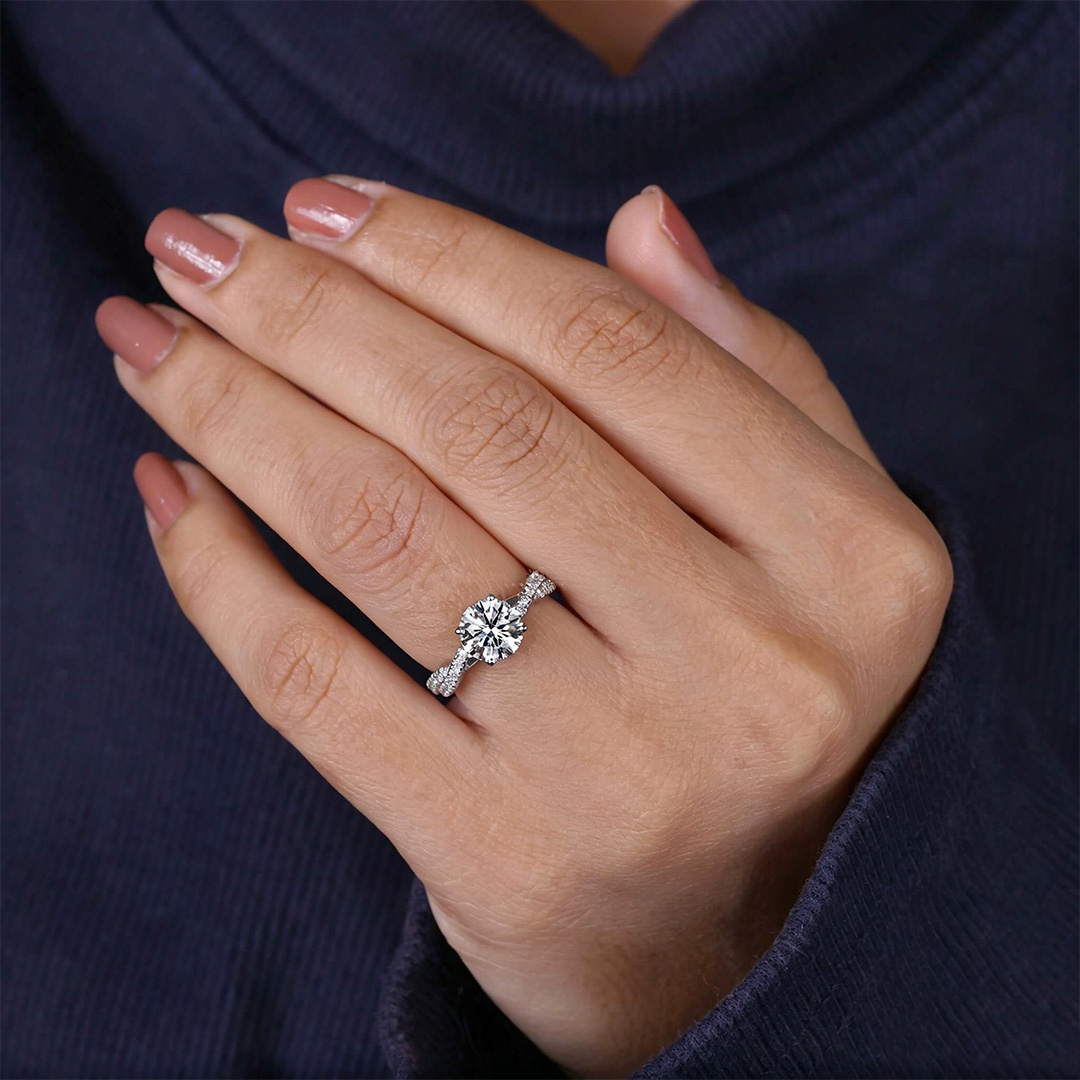 4CT 8*8mm Round Cut Moissanite Engagement Rings In Sterling Silver