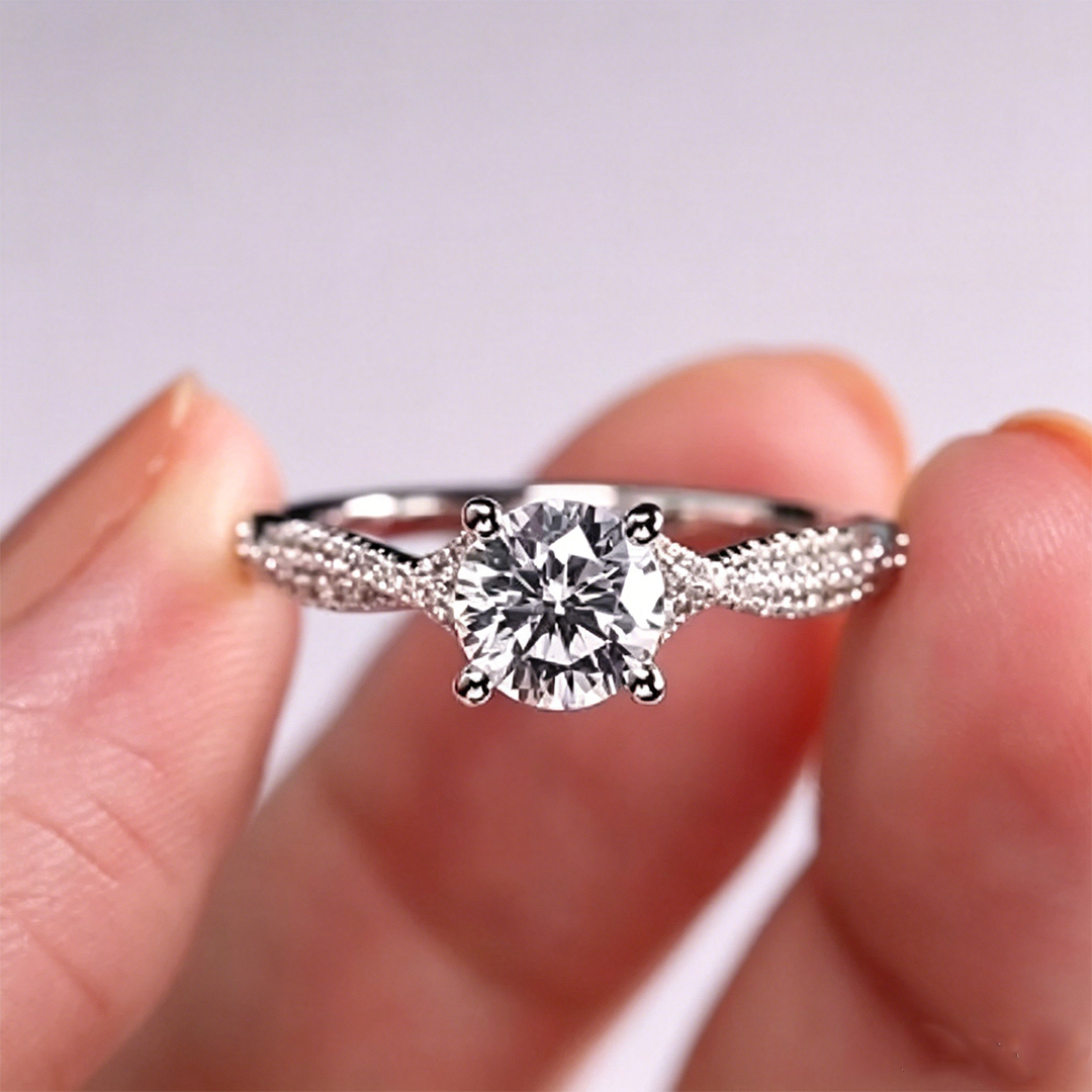 4CT 8*8mm Round Cut Moissanite Engagement Rings In Sterling Silver