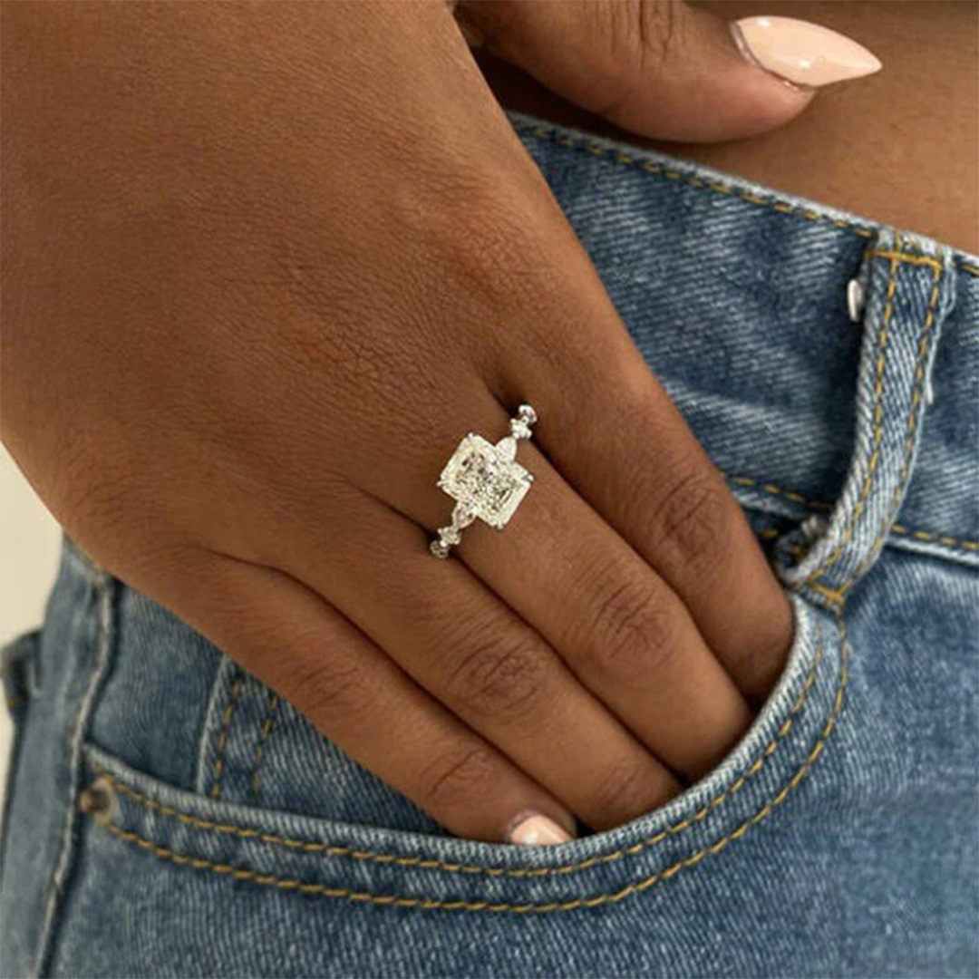 4.28CT 8*10mm Radiant Cut Moissanite Engagement Rings In Sterling Silver
