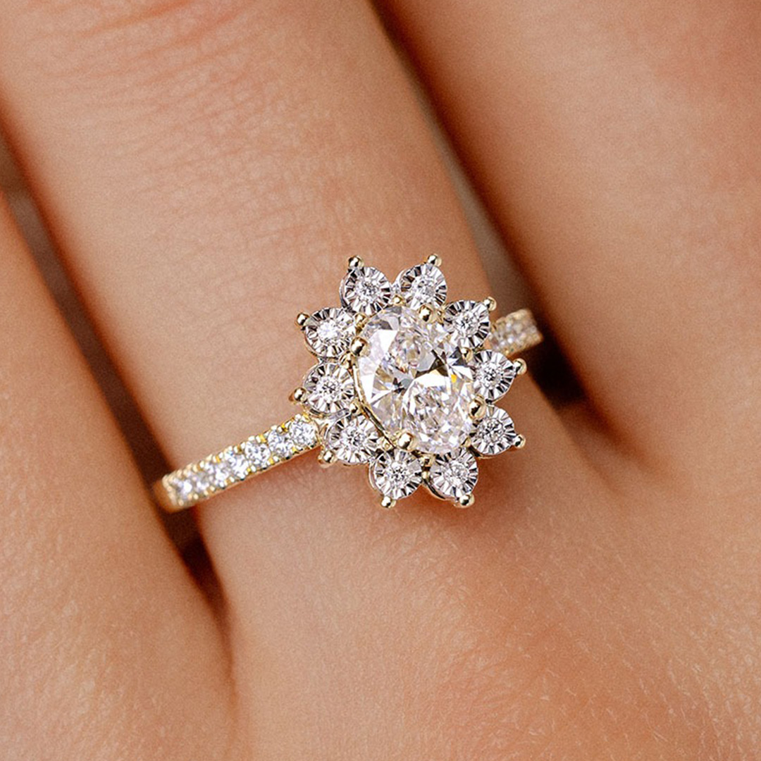 1.135CT 5*7mm Oval Cut Moissanite Engagement Rings In Sterling Silver