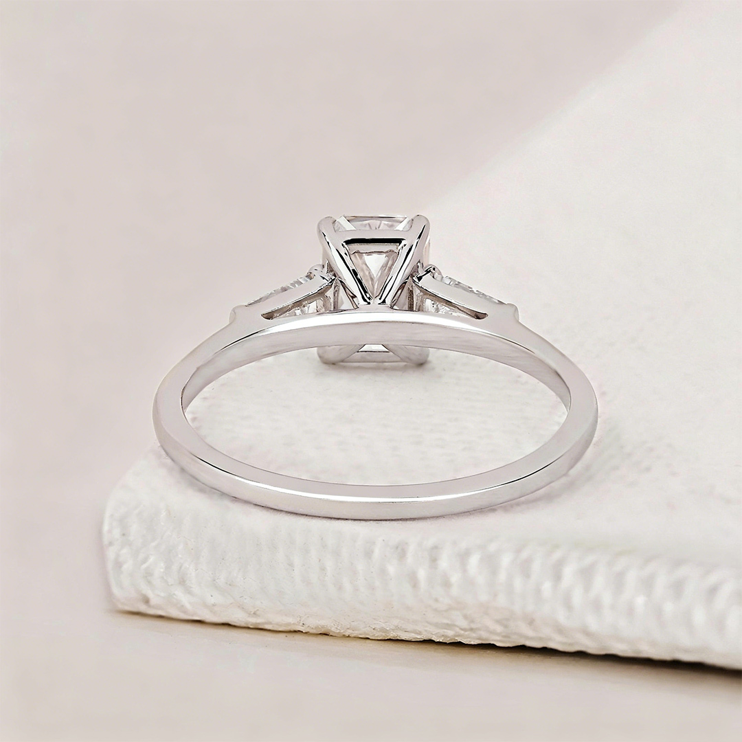 1.418CT 5*7mm Radiant Cut Moissanite Engagement Rings In Sterling Silver