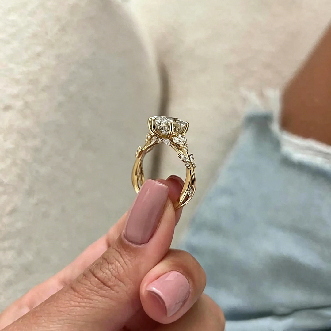 6.64CT 9*11mm Oval Cut Moissanite Engagement Rings In Sterling Silver