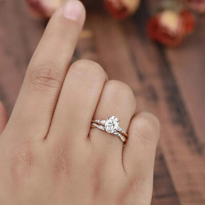 2.17CT 6*8mm Oval Cut Moissanite Engagement Rings Sets In Sterling Silver
