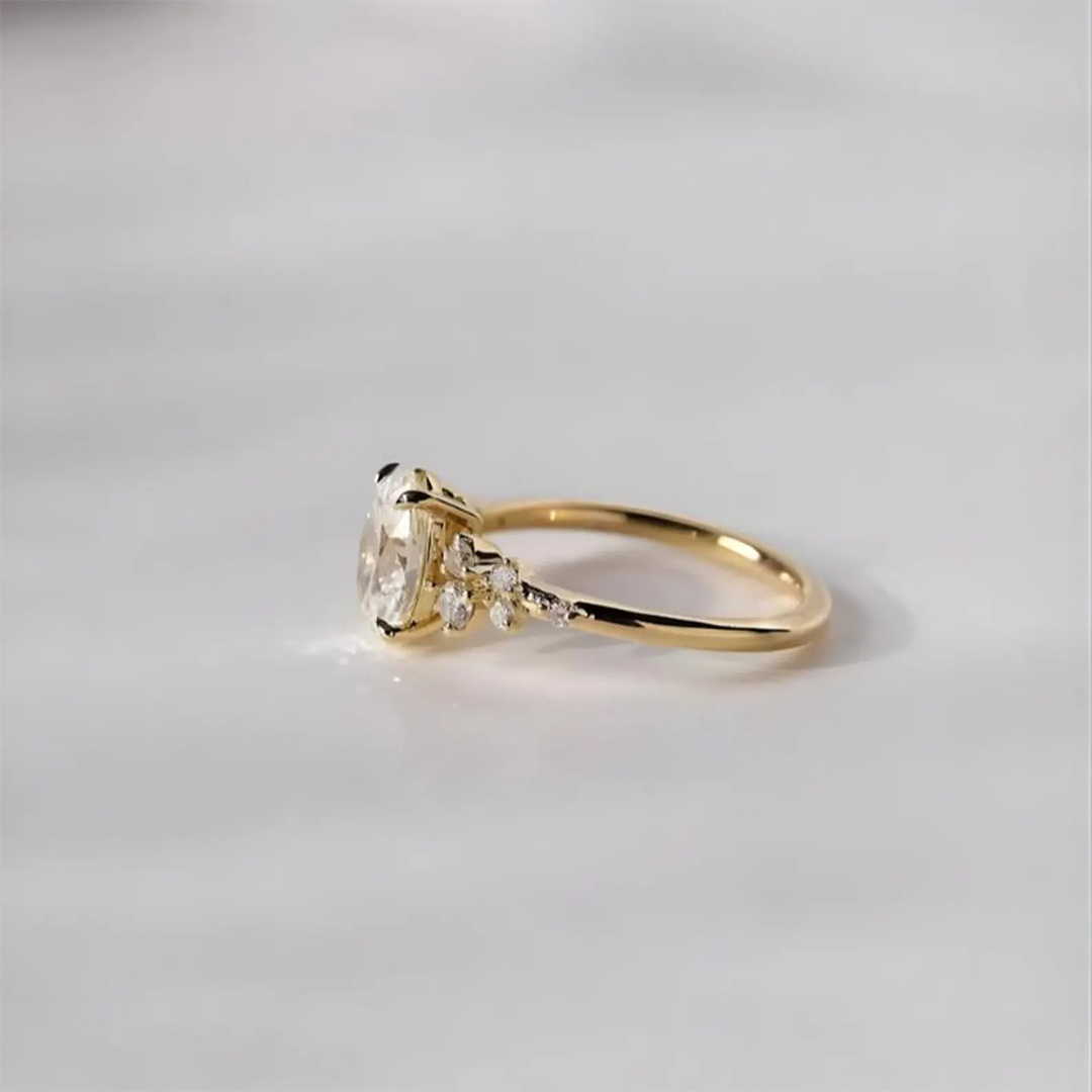 2.14CT 7*9mm Oval Cut Moissanite Engagement Rings In Sterling Silver