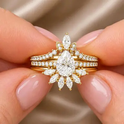 0.8CT 5*7mm Pear Cut Moissanite Engagement Rings Sets In Sterling Silver