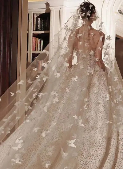 Butterfly Single-Tier Tulle Waltz Length Bridal Veils