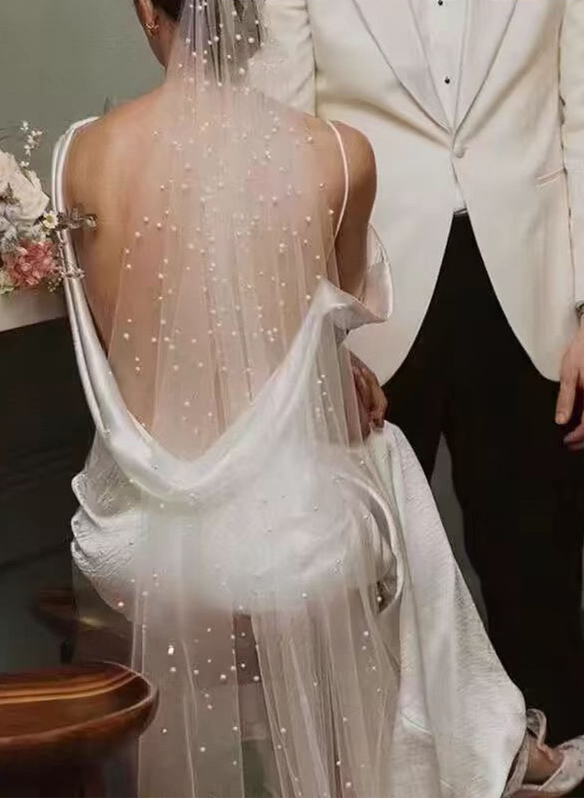 Cut Edge Beading One-Tier Tulle Cathedral Bridal Veils