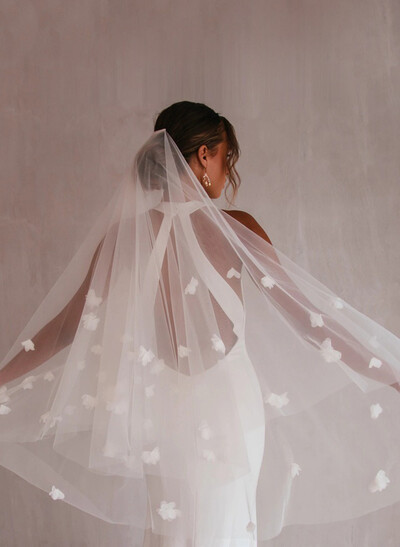 Cut Edge Floral Two-Tier Tulle Fingertip Bridal Veils