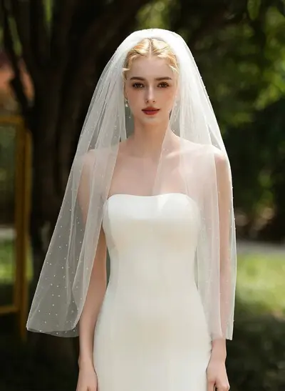 Diamanté Cut Edge Single Tier Tulle Elbow Length Wedding Veil