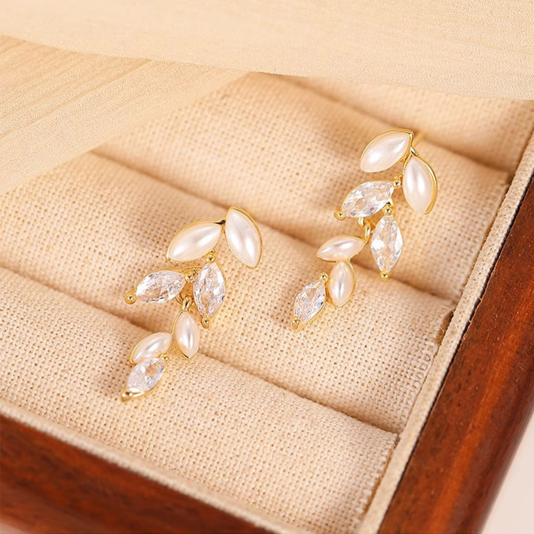 French Style Leaf Pearl Stud Earrings