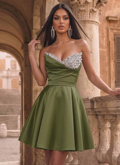 A-Line Strapless Sleeveless Short/Mini Satin Homecoming Dresses With Sequins