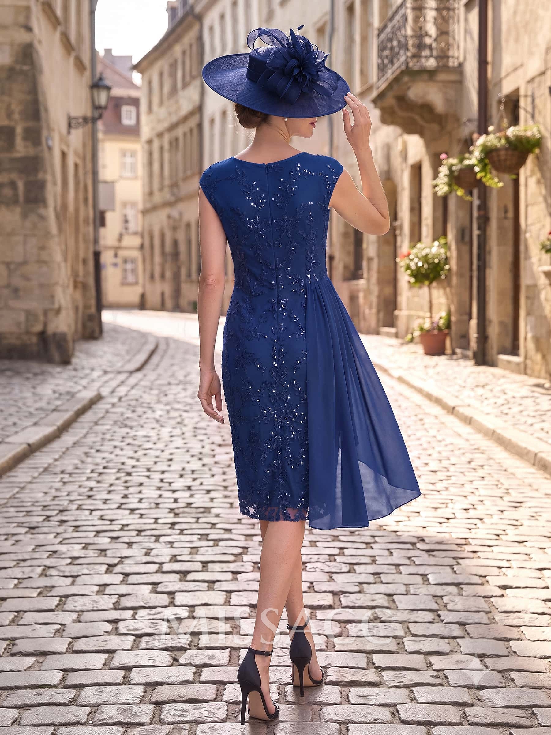 Sheath/Column Scoop Neck Sleeveless Knee-Length Chiffon/Lace Mother Of The Bride Dresses With Appliques Lace