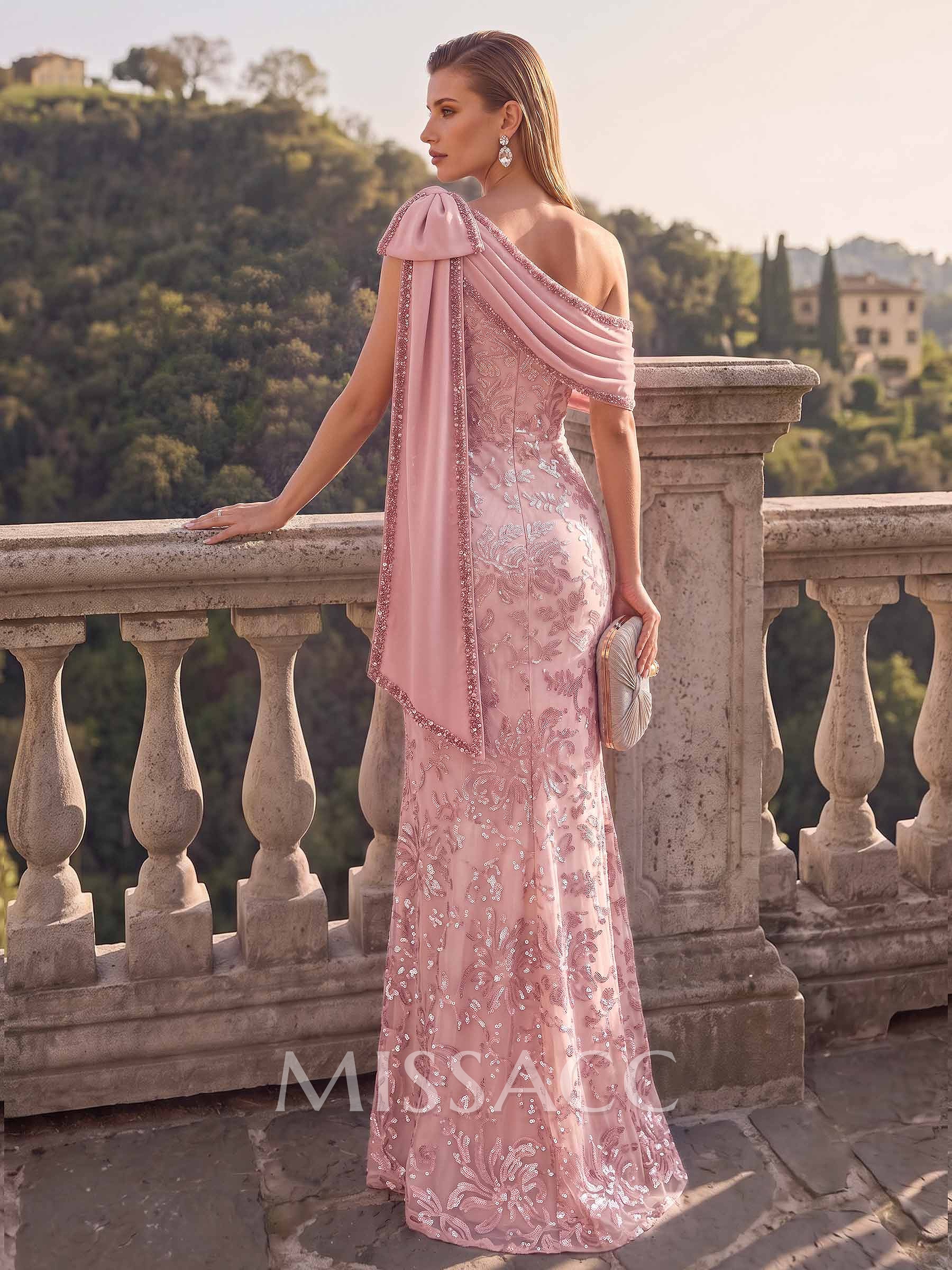 Fishtail/Mermaid Asymmetric Floor-Length Stretch Satin Mother Of The Bride Dresses With Bow/Lace