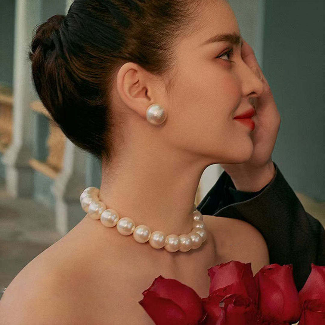 Retro Pearl Choker Necklaces